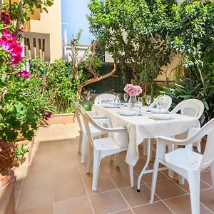 https://apartamentos-norfeu.topcostabravahotels.com